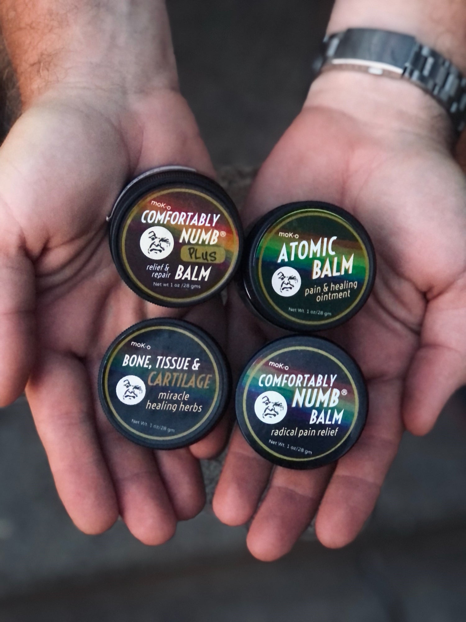 muscle rubs and balms to stop pain and heal body